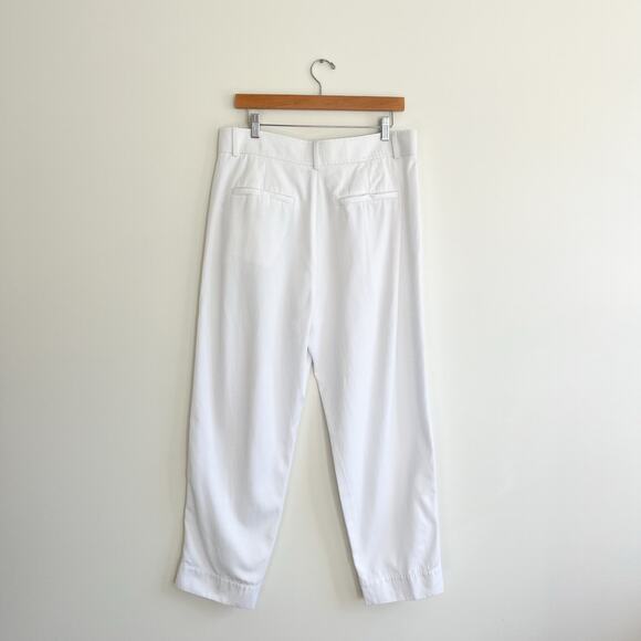 Everlane NWOT The Tencel Way-High Taper Pant Pleated White Trousers, Size 14 - Picture 3 of 11